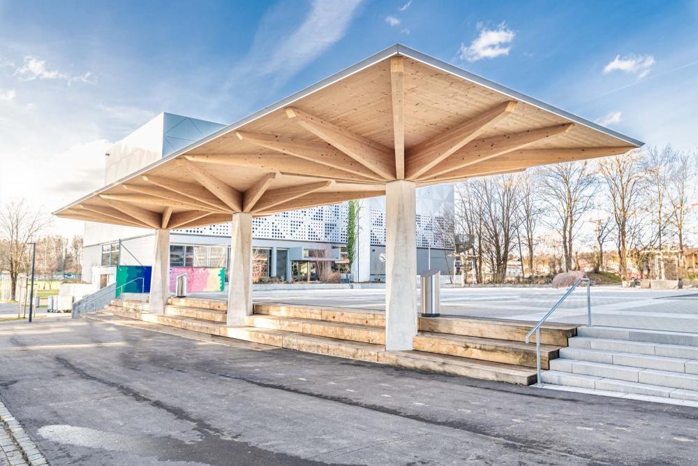 Sanierung und Aufstockung Schulanlage Hellwies, Volketswil